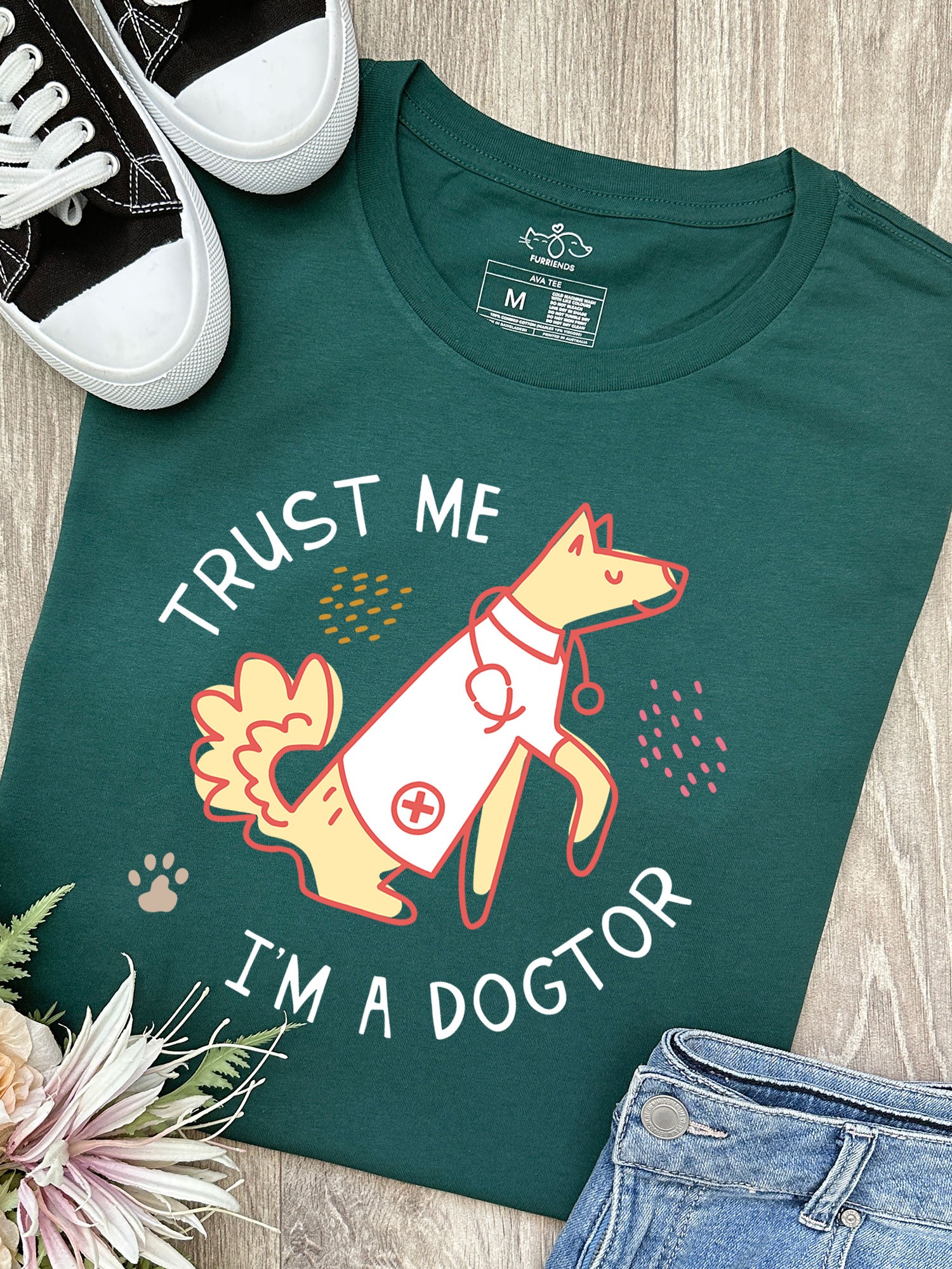Trust Me I'm A Dogtor Ava Women's Regular Fit Tee