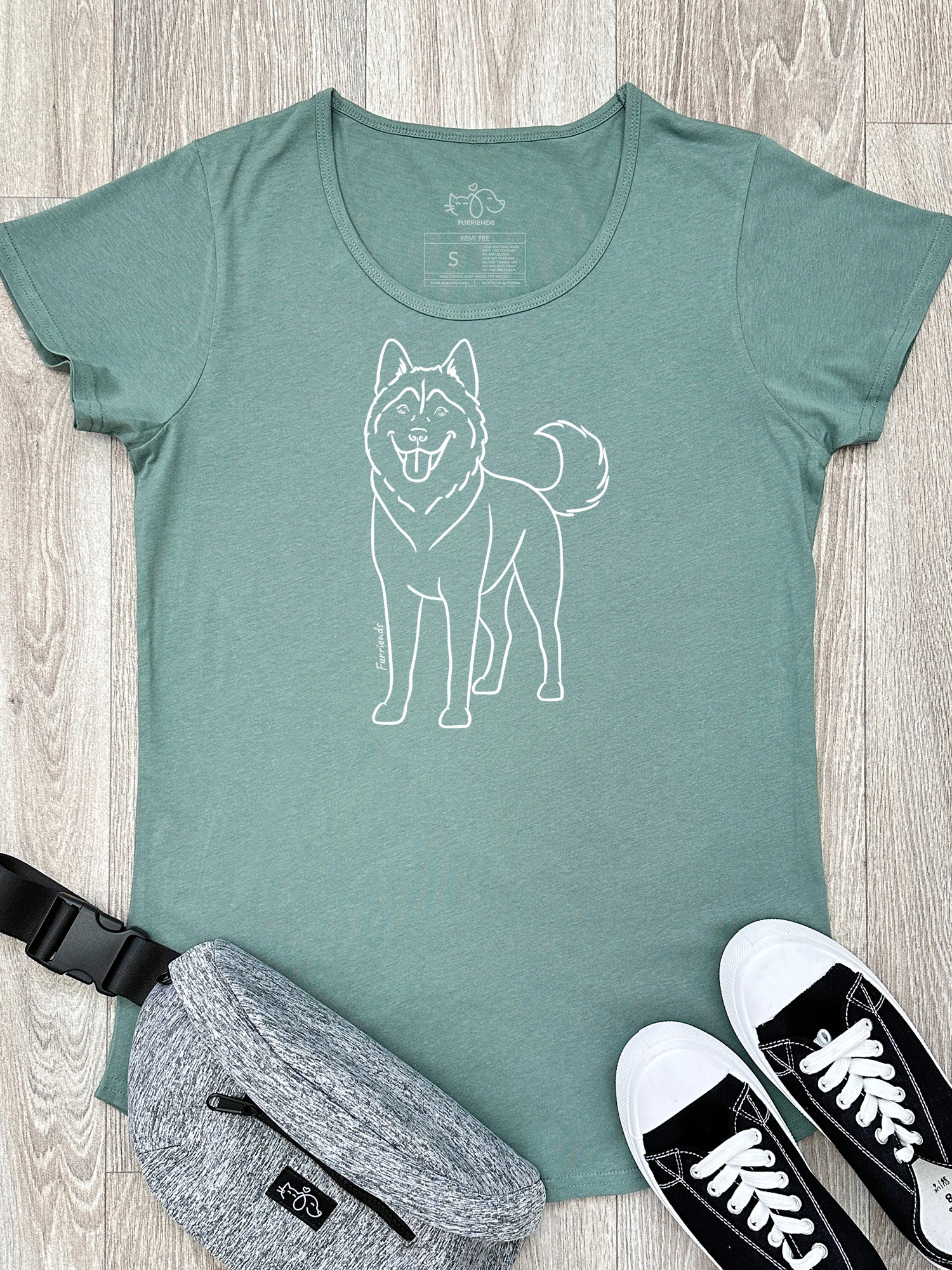 Husky Remi Women's Scoop Neck T-Shirt