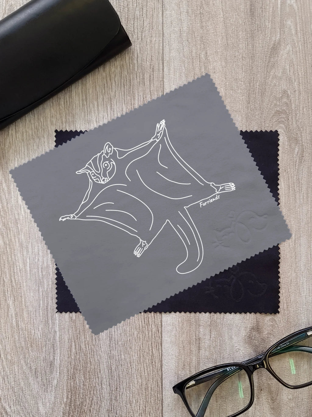 Furriends-Glasses-Cloth-Mockup2