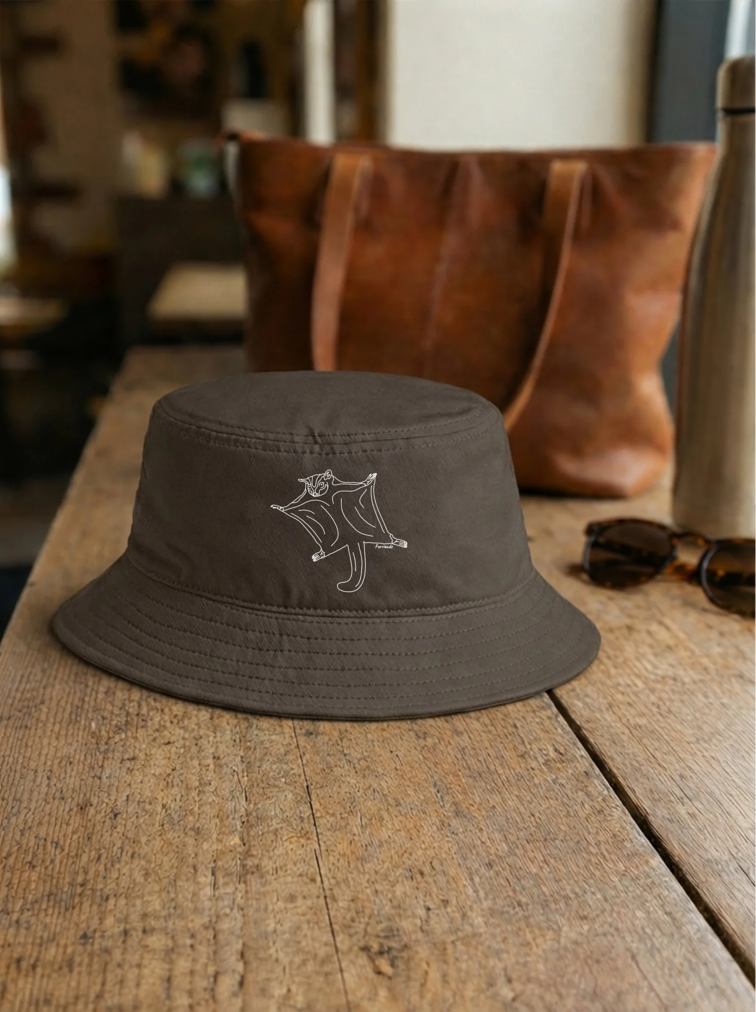 bucket-hat-lifestyle-black