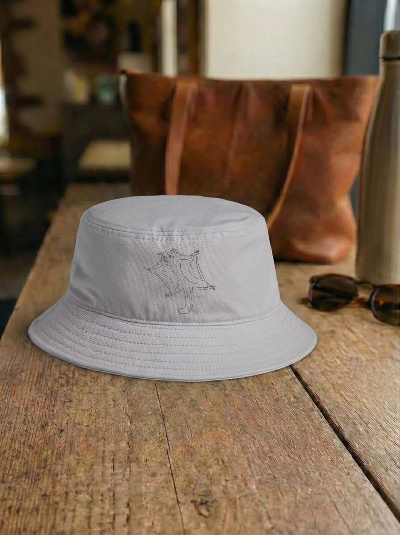 bucket-hat-lifestyle-black