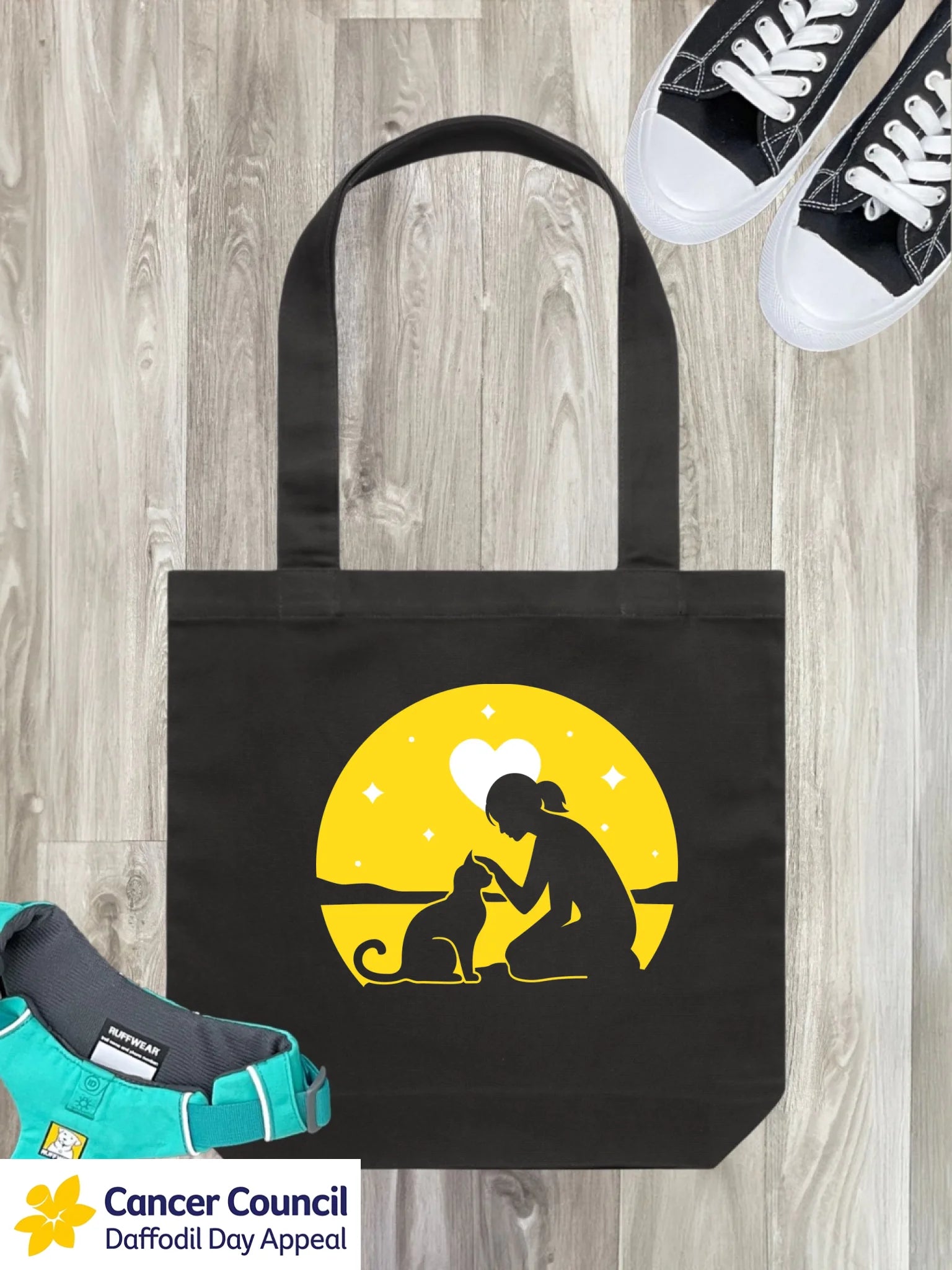 edith-totes-blank-black