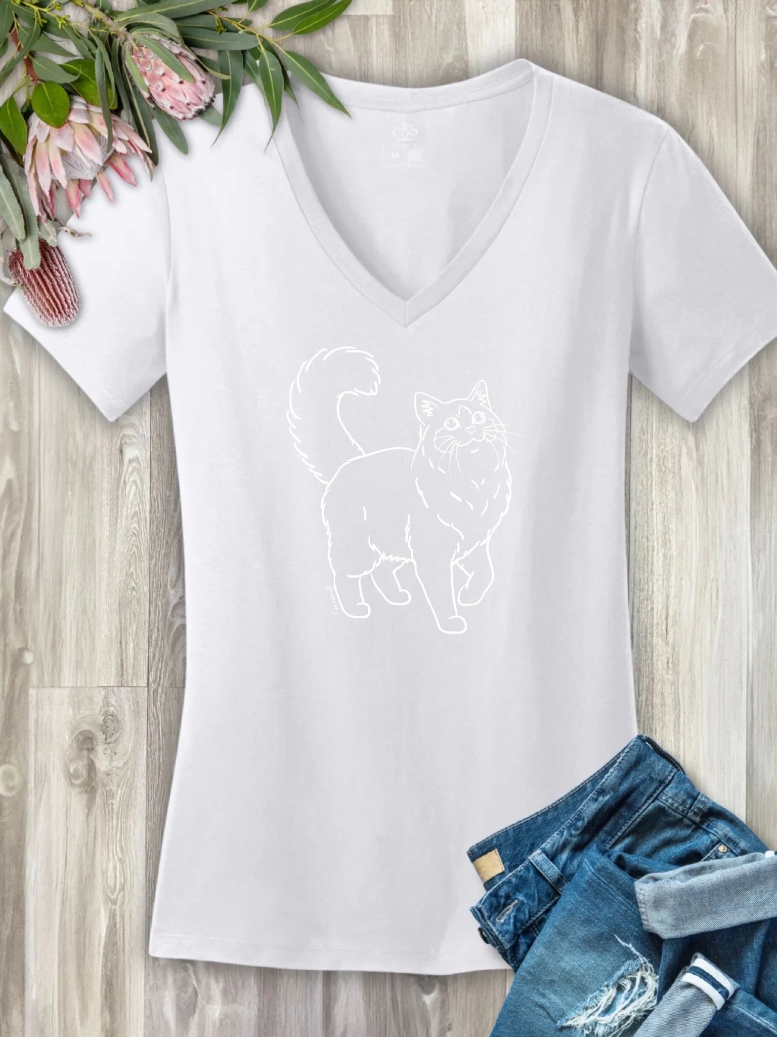 Ragdoll Emma Women's V-Neck Tee