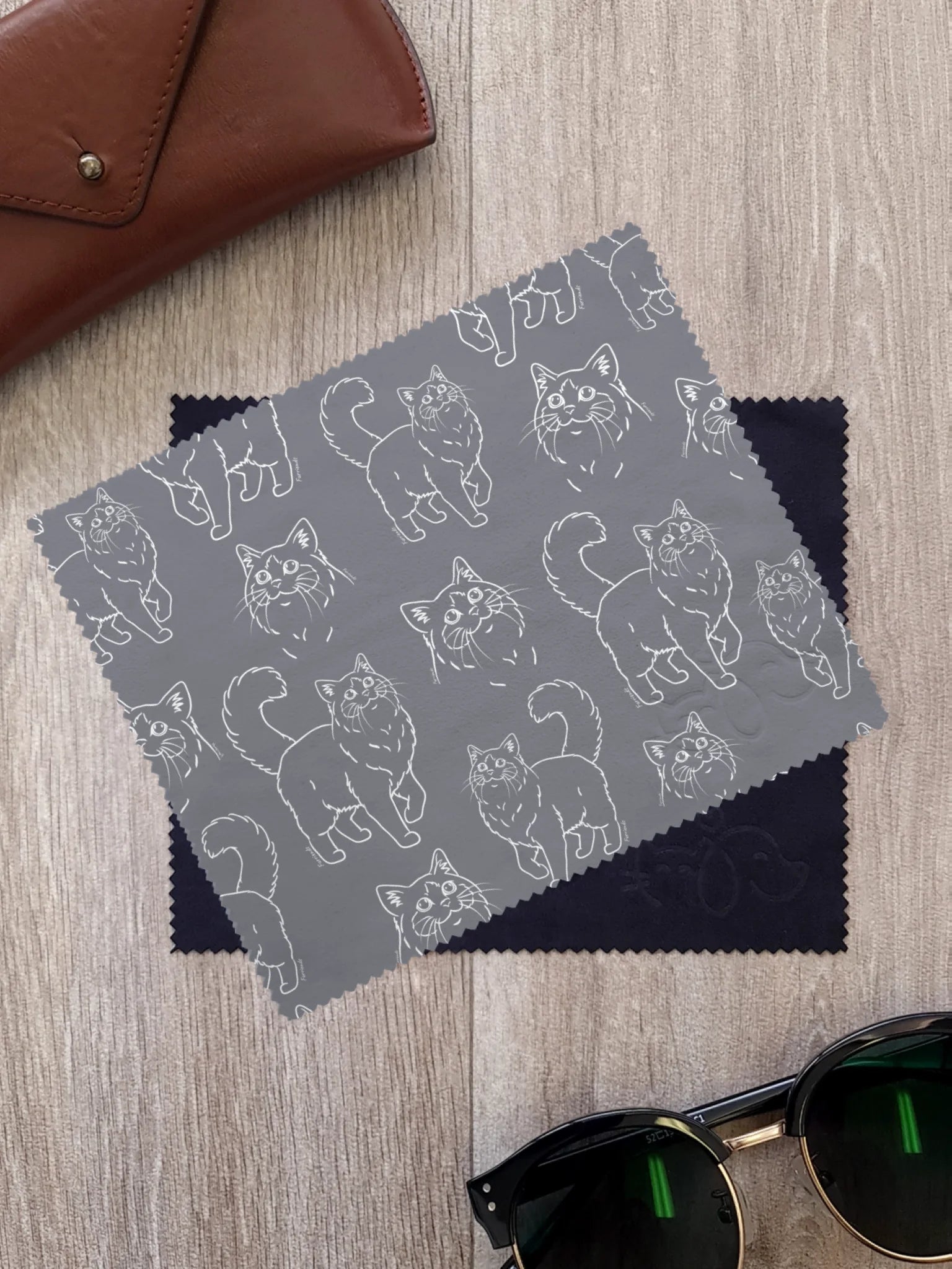Furriends-Glasses-Cloth-Mockup2