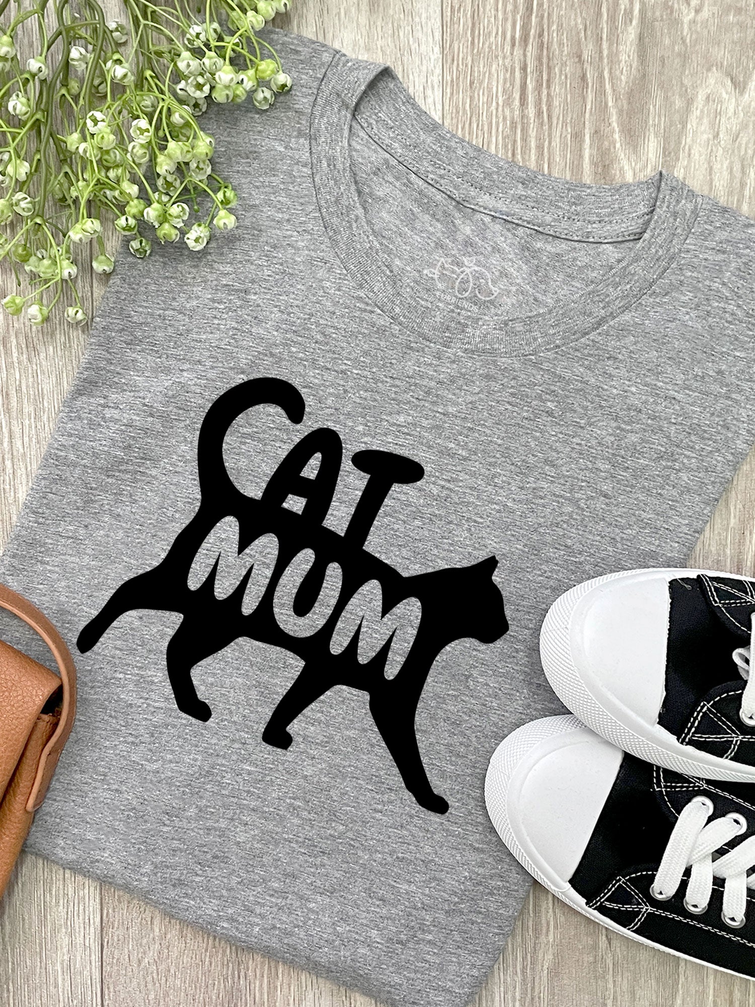 Cat Mum Silhouette Ava Women's Regular Fit Tee