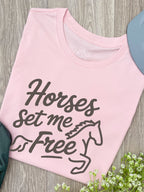 Horses Set Me Free Ava Women's Regular Fit Tee
