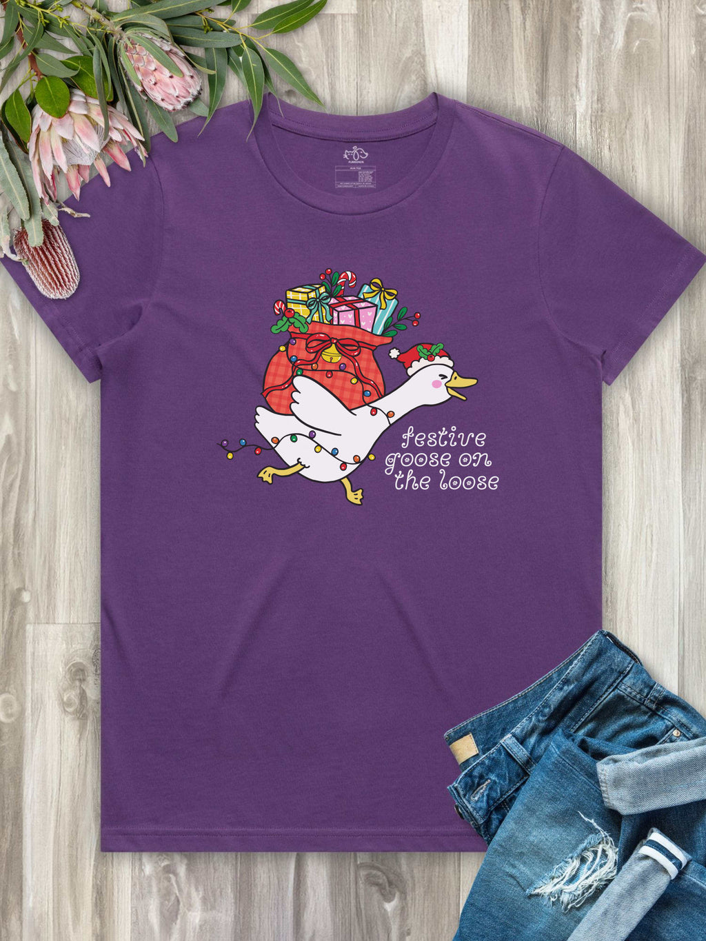Festive Goose On The Loose Ava Women's Regular Fit Tee