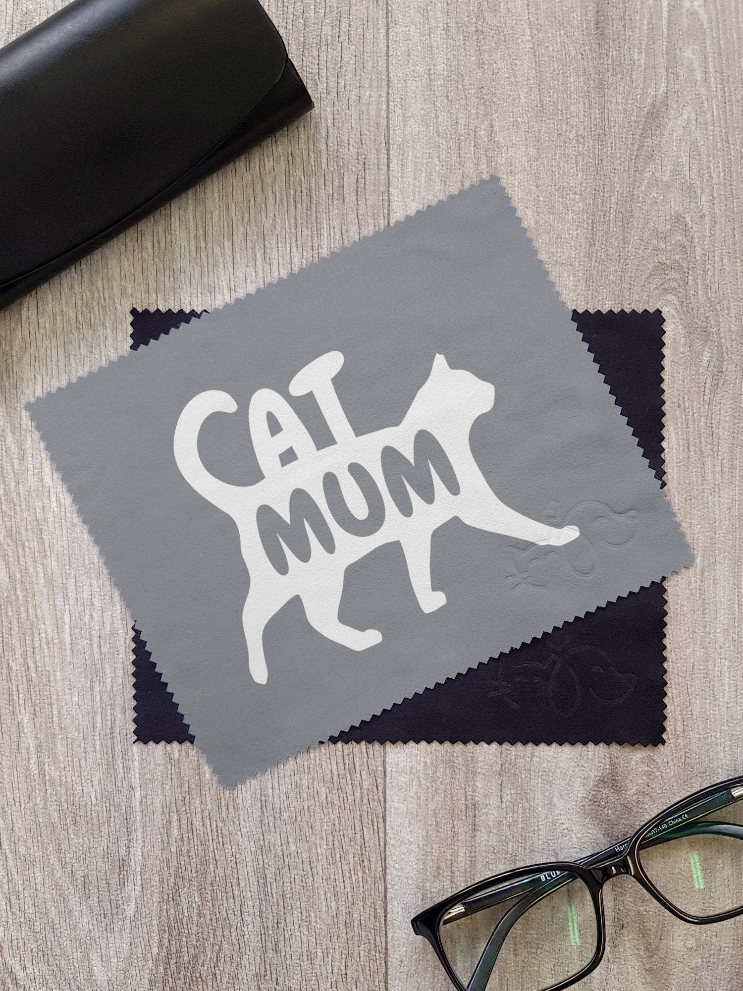Cat Mum Silhouette Microfibre Suede Glasses Cleaning Cloths (Twinpack)