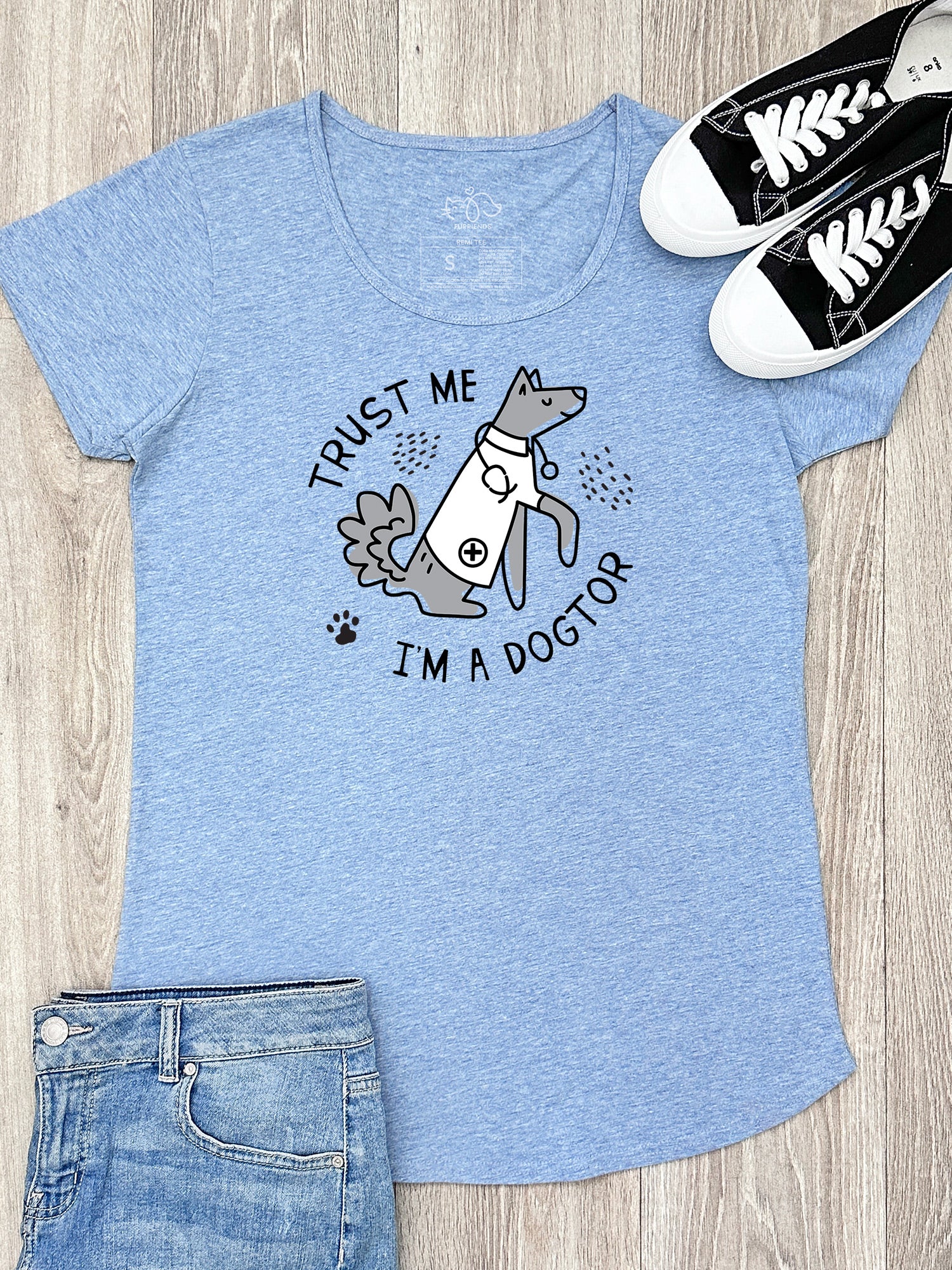 Trust Me I'm A Dogtor Remi Women's Tee