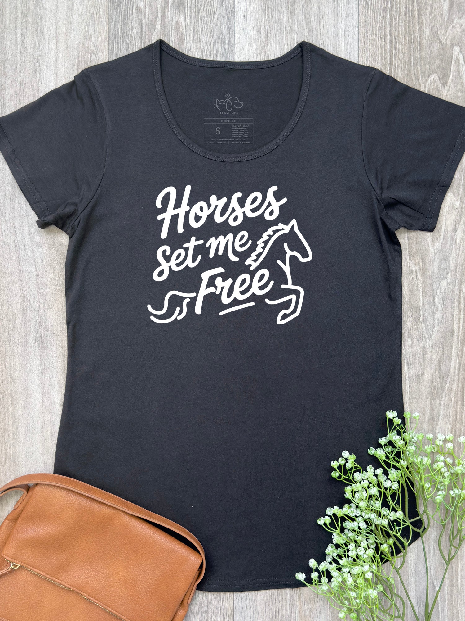 Horses Set Me Free Remi Women's Tee