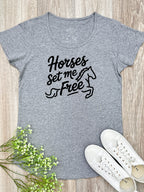 Horses Set Me Free Remi Women's Tee