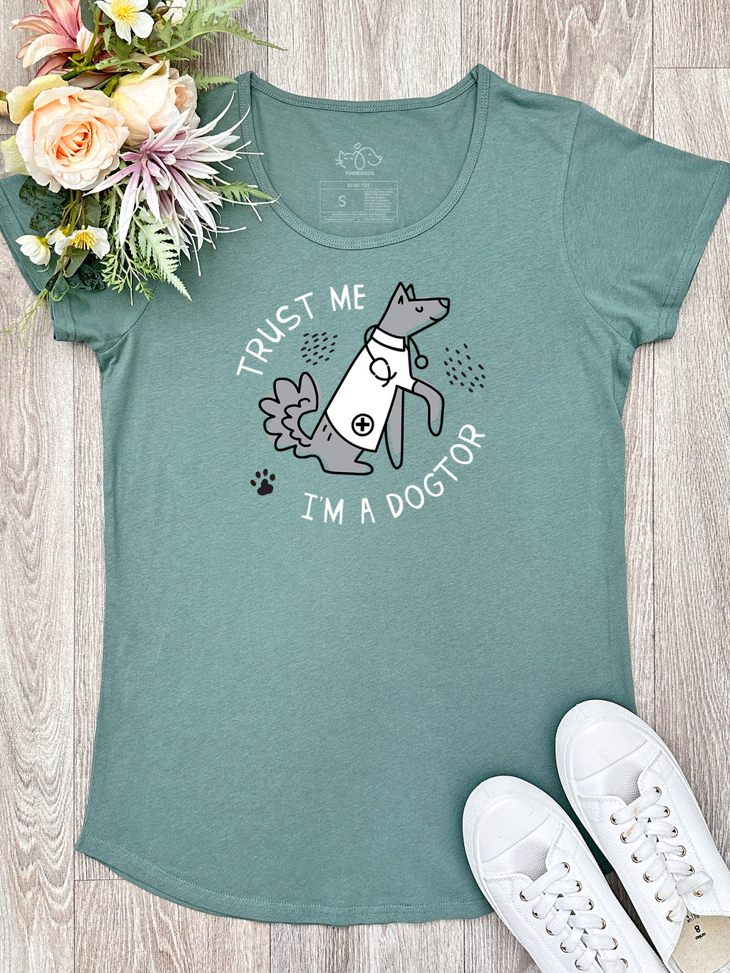 Trust Me I'm A Dogtor Remi Women's Tee