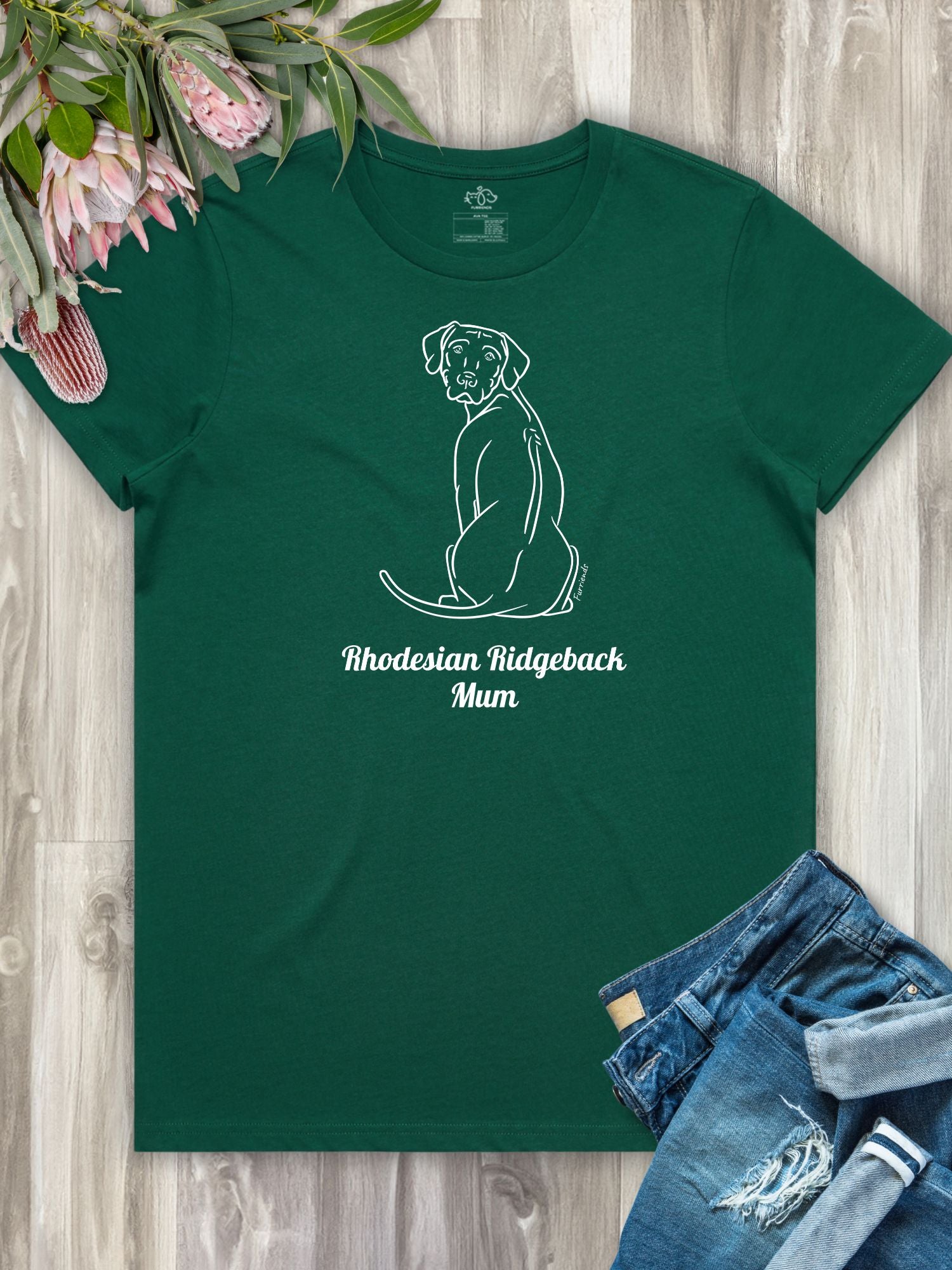Rhodesian Ridgeback Mum Regular Fit T-shirt