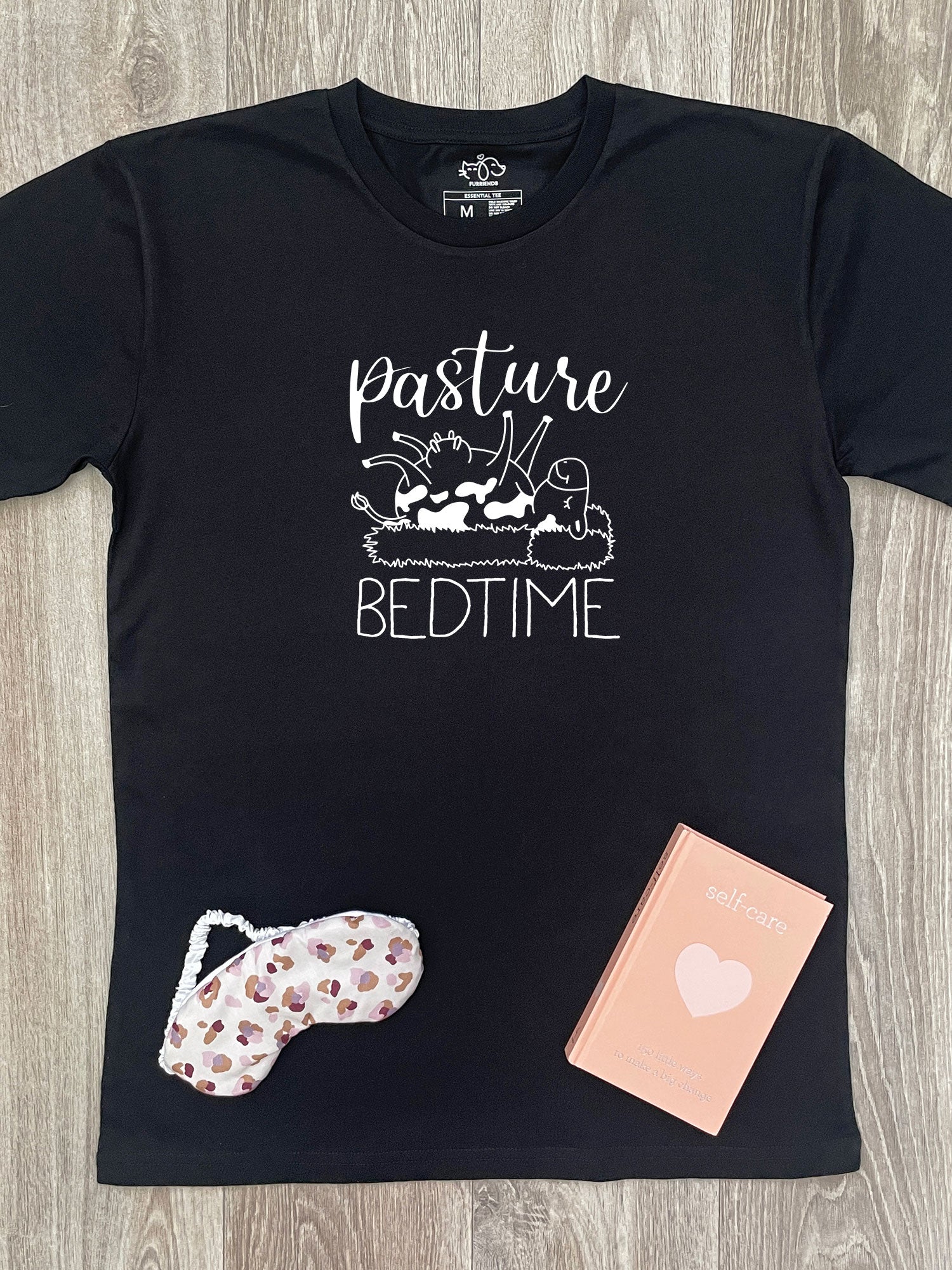 Pasture Bedtime Cow Essential Unisex Tee