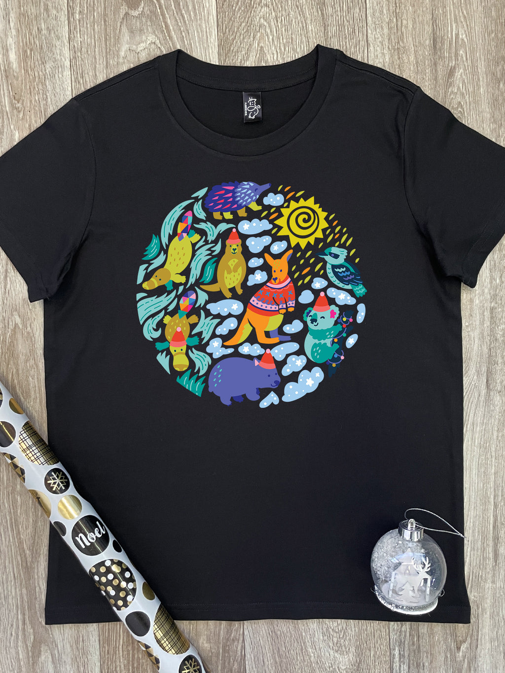 Christmas Wildlife Ava Women's Regular Fit Tee